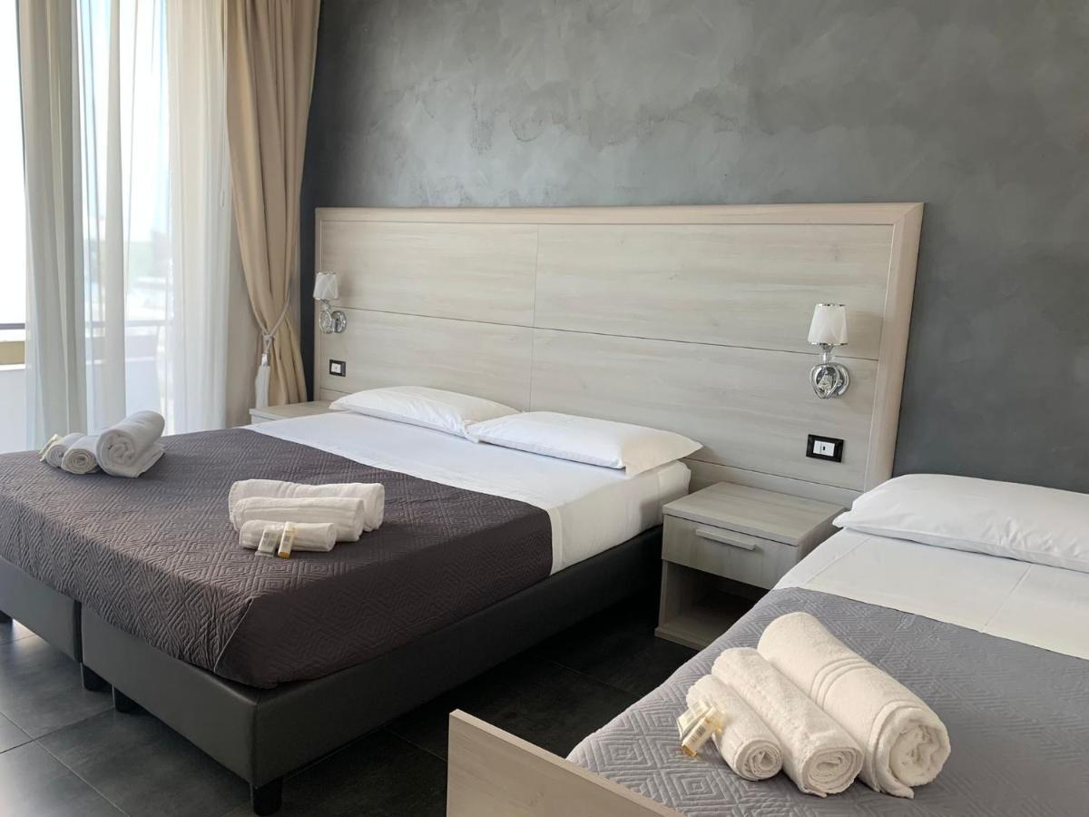 B&B Margherita Messina Buitenkant foto