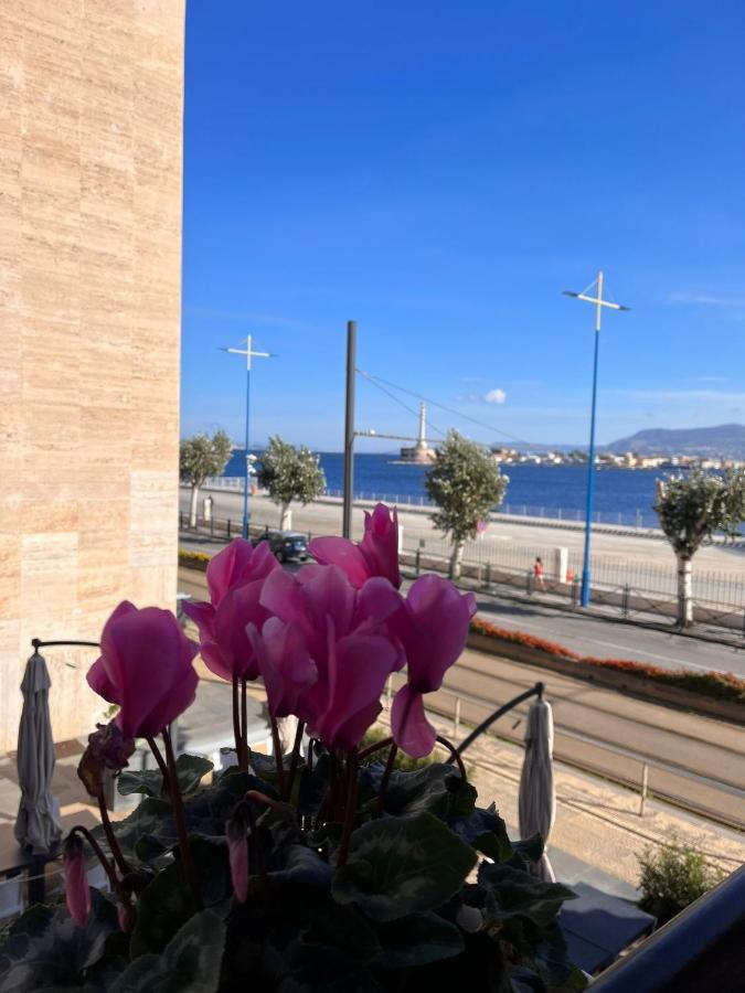 B&B Margherita Messina Buitenkant foto