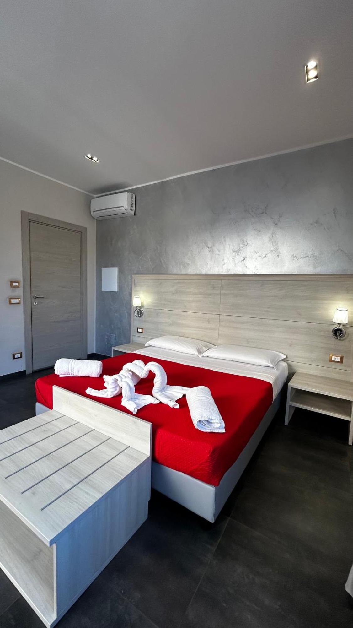 B&B Margherita Messina Buitenkant foto