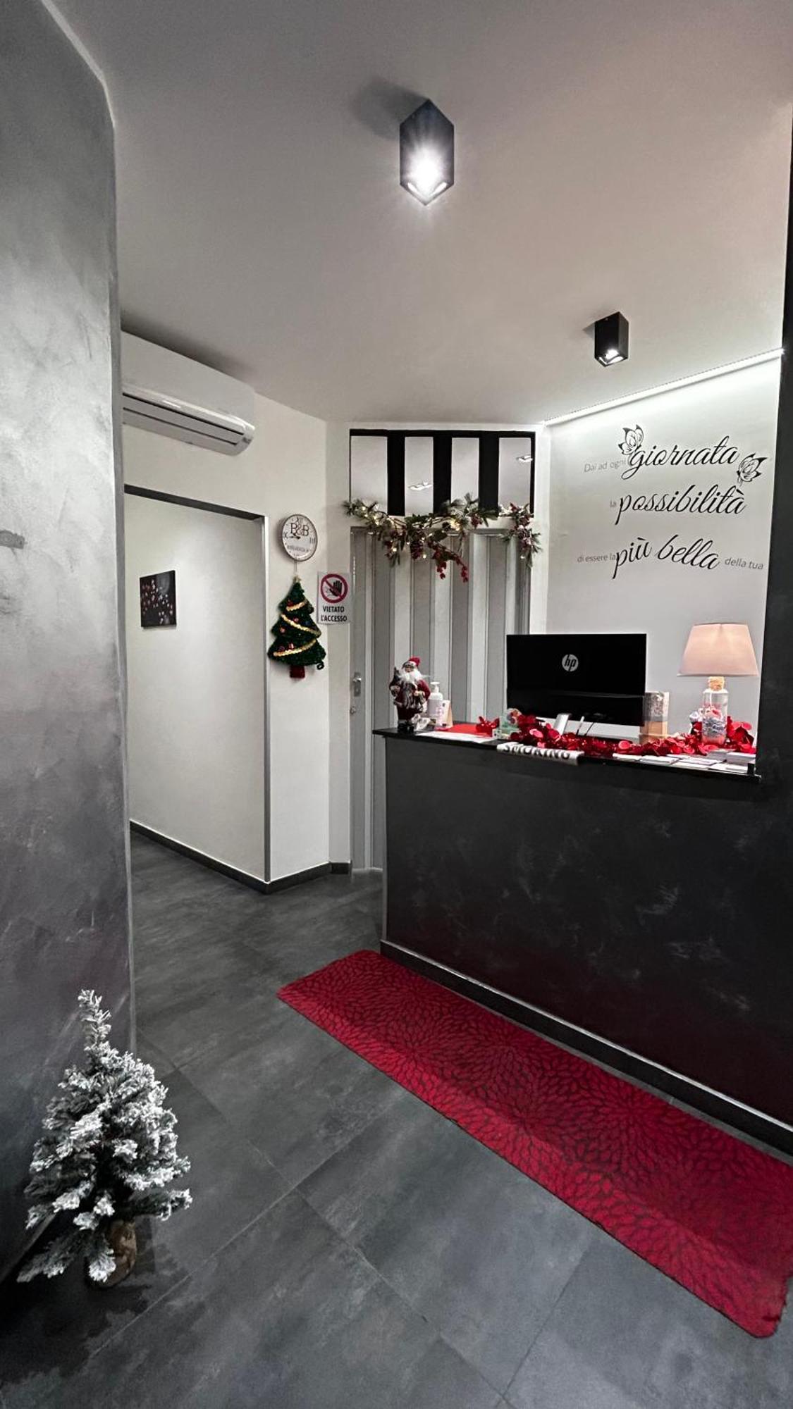 B&B Margherita Messina Buitenkant foto